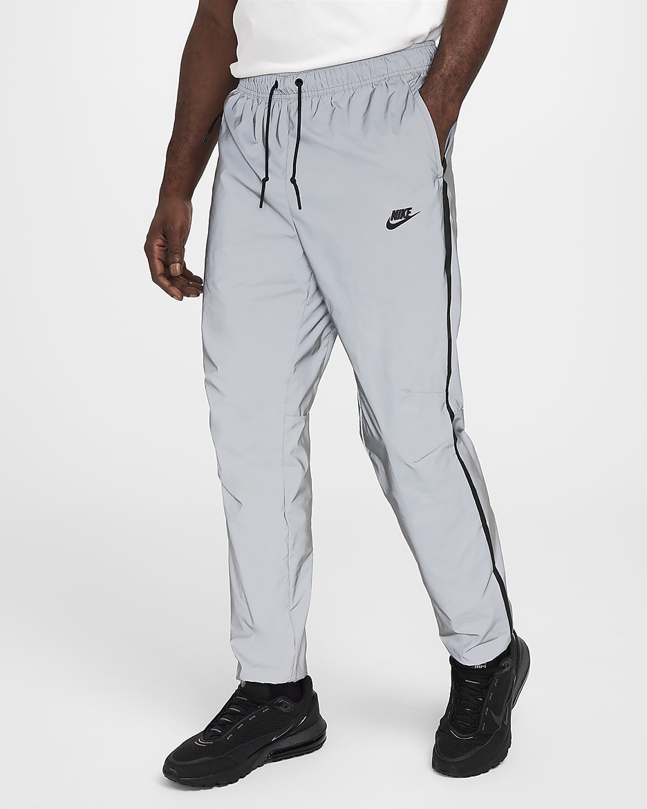 Nike Tech Men s Woven Flash Pants